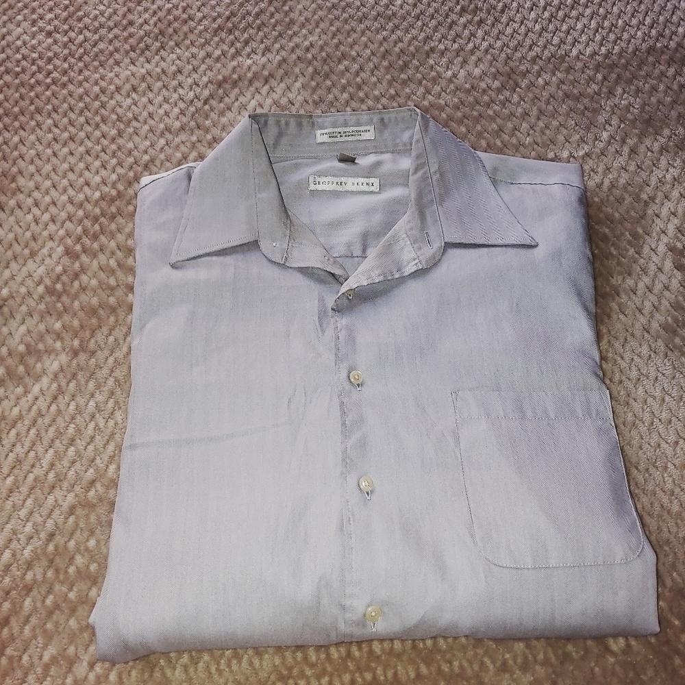 Geoffrey Beene Long sleeve collard button up shirt